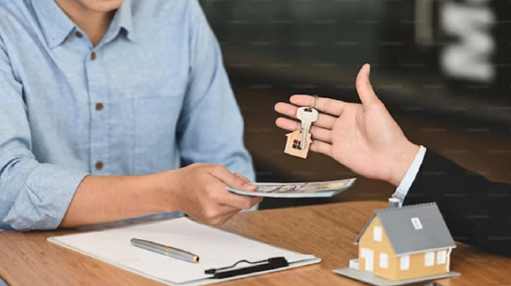 House keys to rental